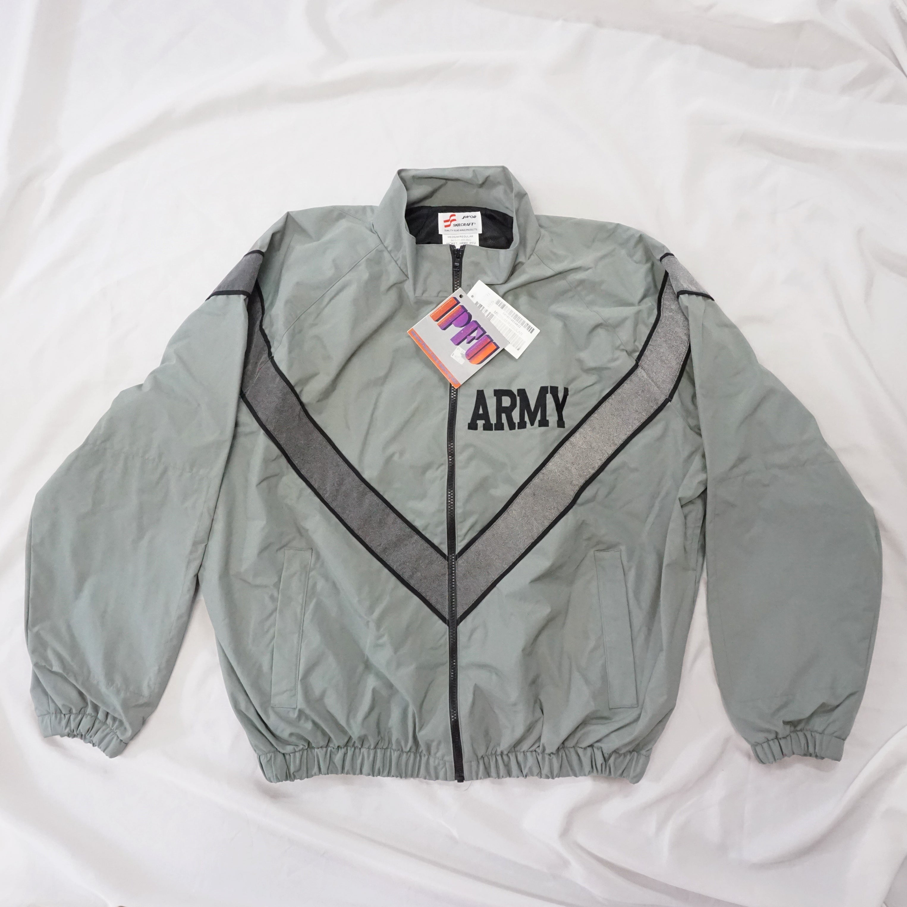 安い販アイテム ⭐️新品 U.S.ARMY IPFU TRAINING JACKET USA製☆ - メンズ